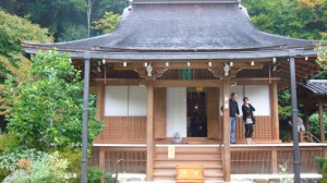 復元された寂光院